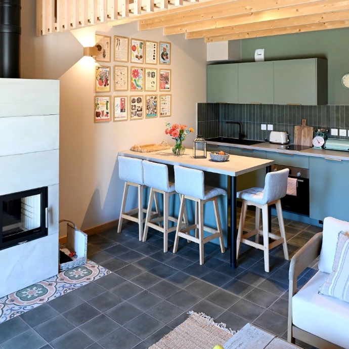 Suite hotelière comme une maison de campagne