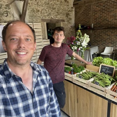Team Grand JArdin 2 Première vente à la ferme de la saison!
